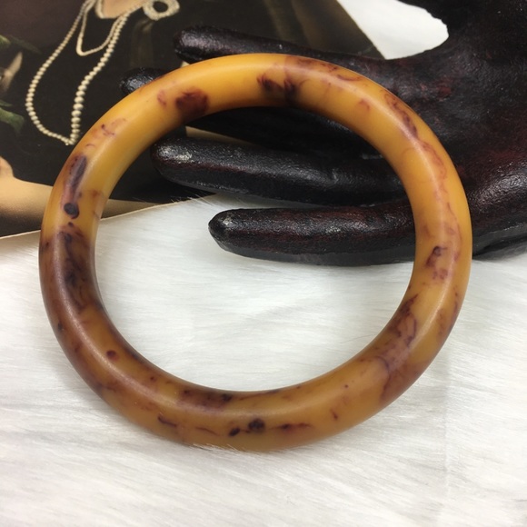 Vintage Matte Mississippi Mud Bakelite Bangle - Picture 2 of 7